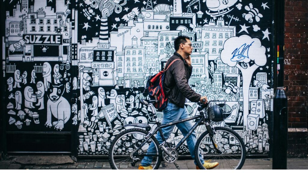 Haz del ejercicio parte de tu día caminando o andando en bicicleta. ¡Empieza hoy y siente la diferencia!